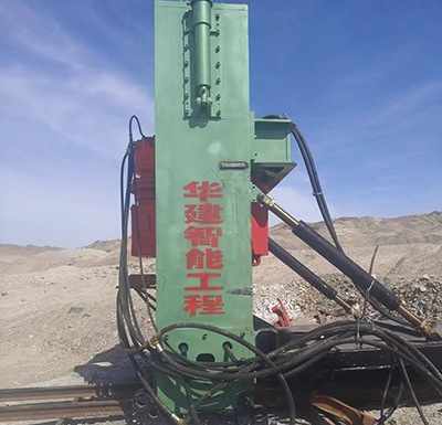 江蘇抽水蓄能電站總計(jì)1588米，直徑φ2米